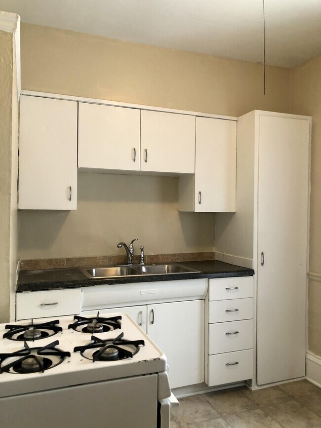 Foto del edificio - 504 N Asbury St
