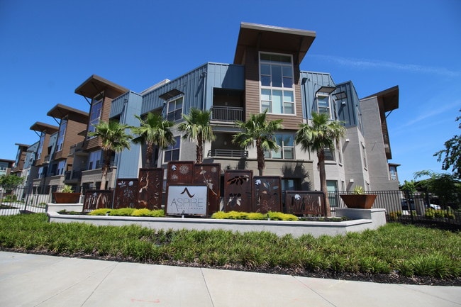 Building Photo - Aspire Apartments