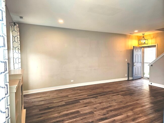 Foto del edificio - 306 Parkside Dr