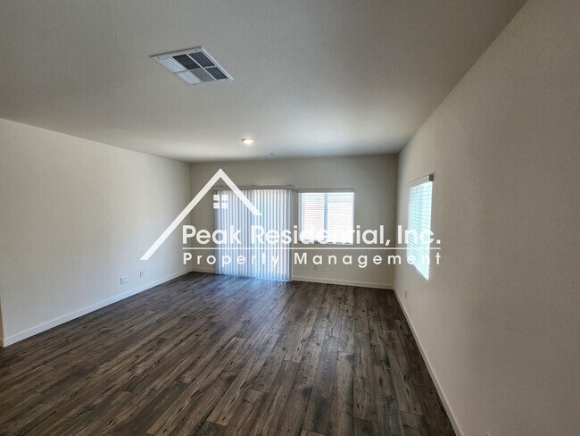 Building Photo - 4 br, 3 bath House - 8819 Nobleboro Wy