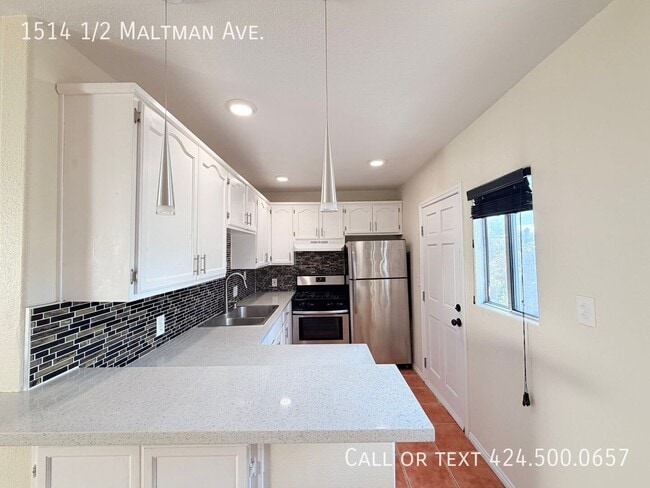 Building Photo - 1514 1/2 Maltman Ave.-
