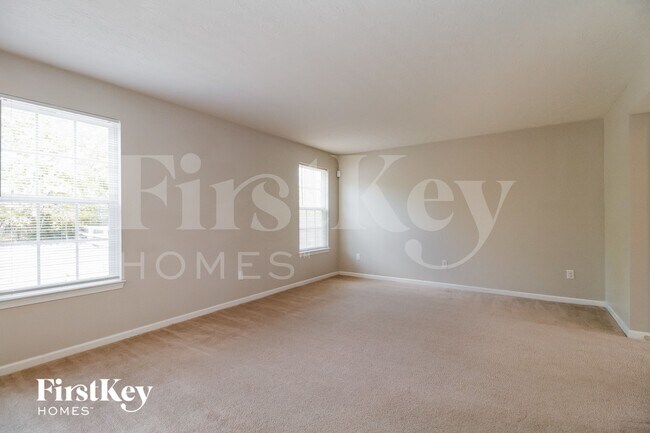 Foto del edificio - 6038 Marsh Cir
