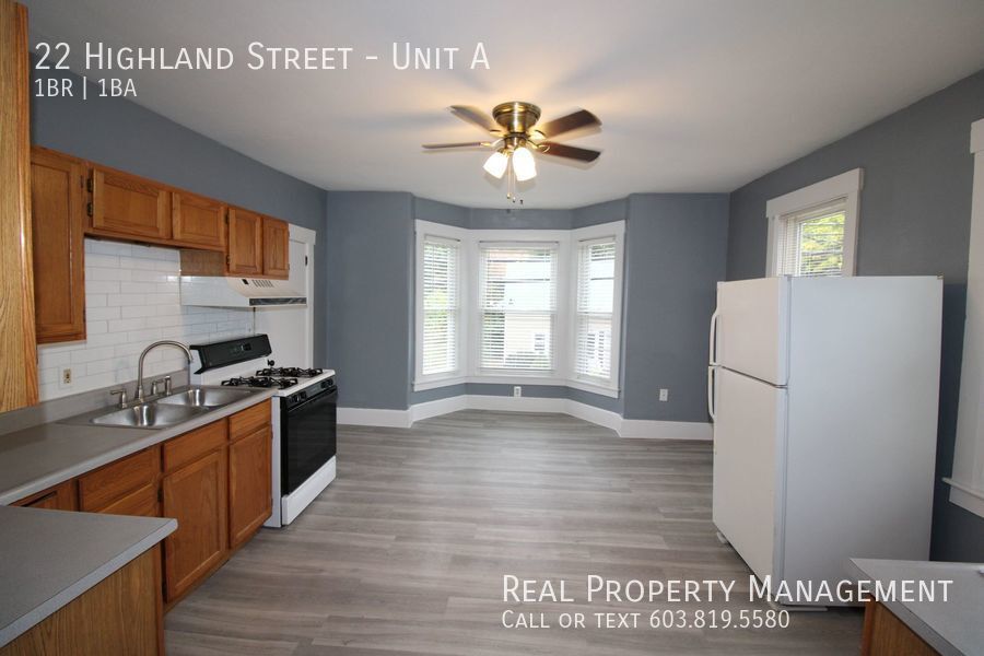 22 Highland St Unit A, Rochester, NH 03868 Room for Rent in Rochester