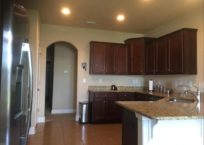 Building Photo - 8095 Vane Ct
