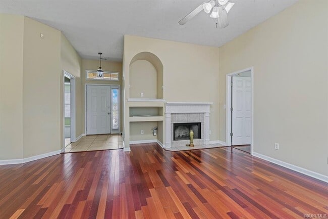 Building Photo - 8990 Stoneridge Pl