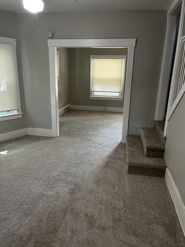 Building Photo - 3403 W 98th St
