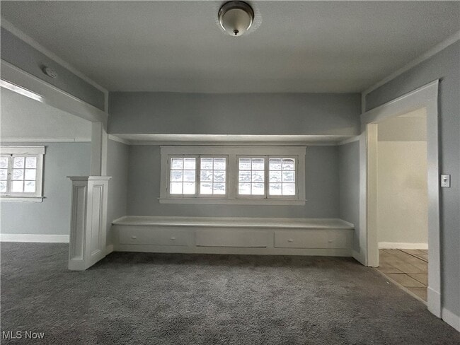 Building Photo - 3233 W 94th St