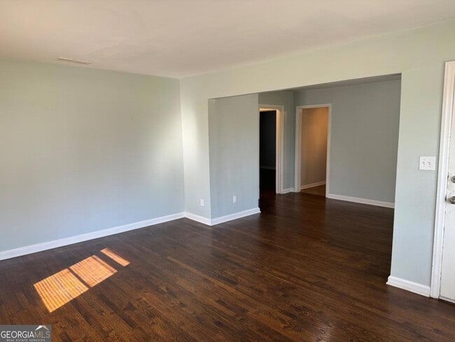 Foto del edificio - 2157 Settle Cir SE