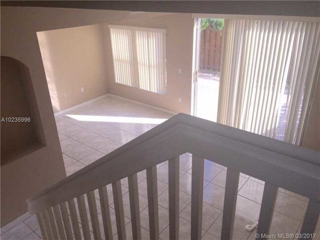 Foto del edificio - 8450 NW 138th Terrace