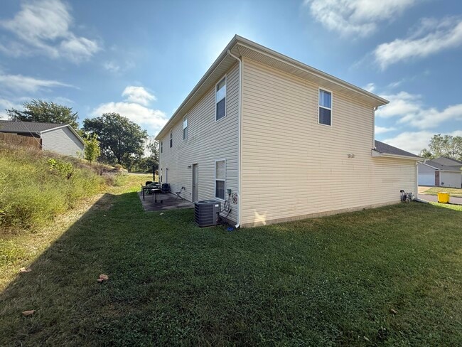 Building Photo - 7461 Arratt Ct