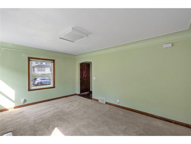 Foto del edificio - 2500 N Thomas Ave