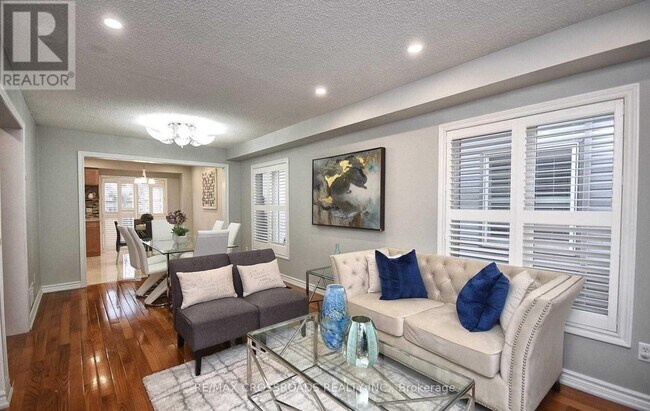 Photo du bâtiment - 33 Holloway Rd