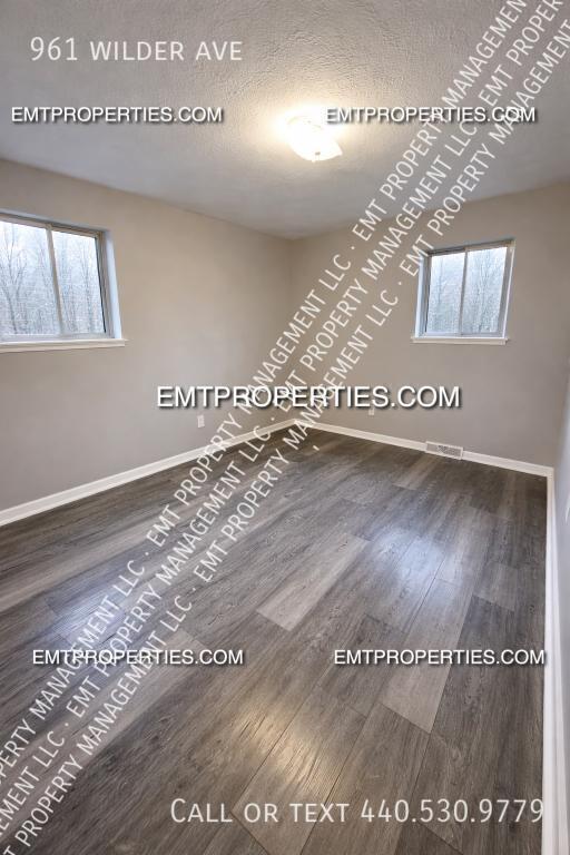 Foto del edificio - 961 Wilder Ave