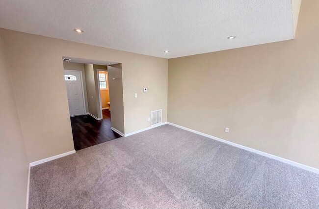 Building Photo - 11307 Narrowleaf Dr