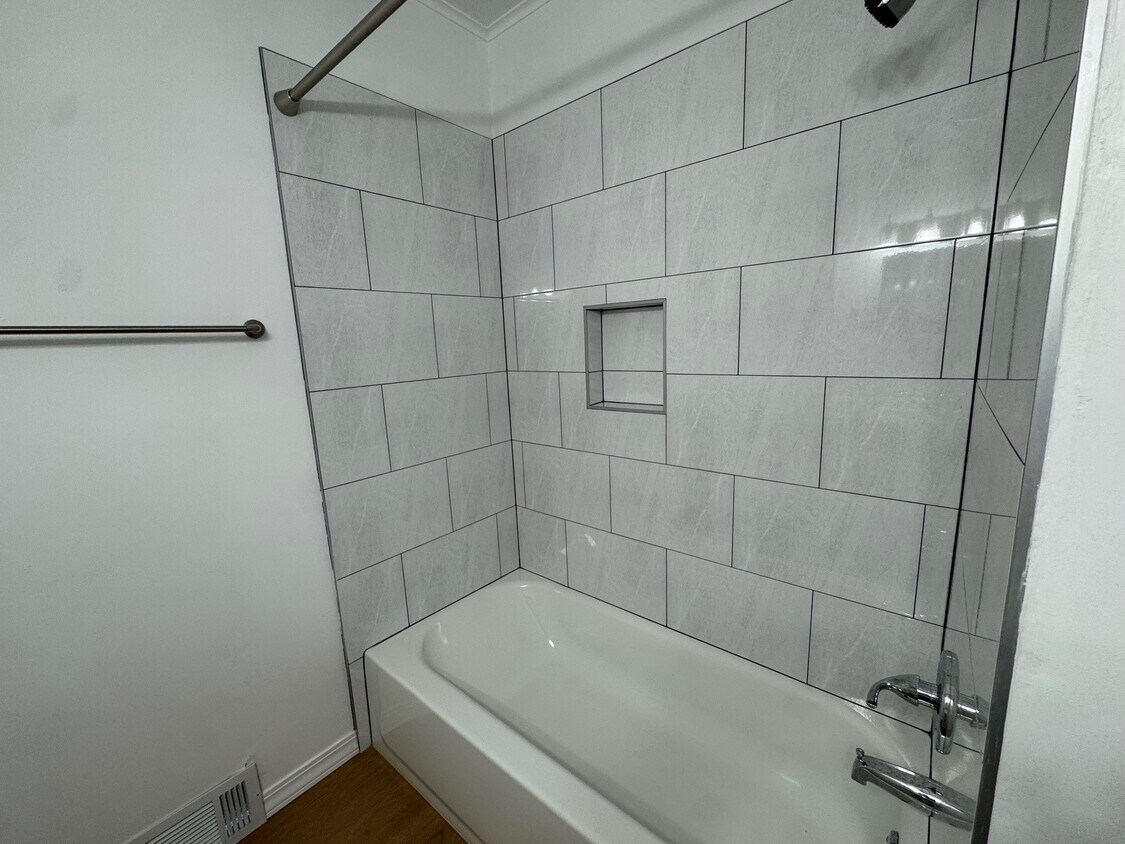 Foto del edificio - 11048 84th Ave S