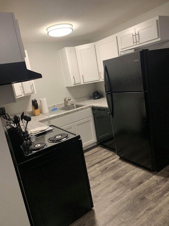 Interior Photo - The Village at Gray's Lake Apartments - Des Moines