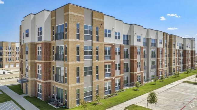 Building Photo - Haven at Mansfield