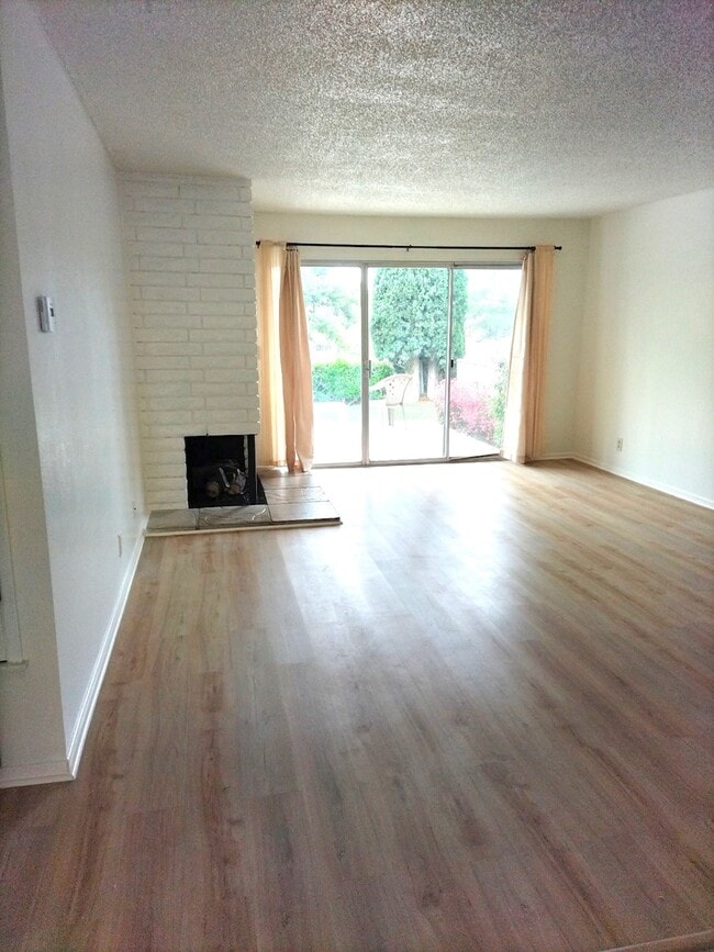 Living room looking outside - 14305 Augusta Dr