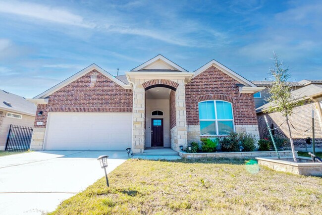 Building Photo - 4Bd/2.5Ba in Leander, TX!