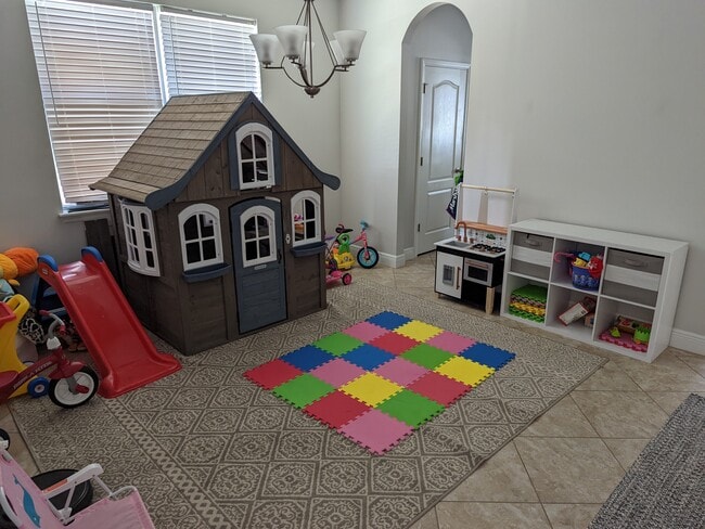 Foto del edificio - 14624 Yellow Butterfly Rd
