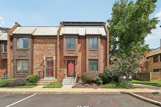 Building Photo - 519 Brummel Ct NW
