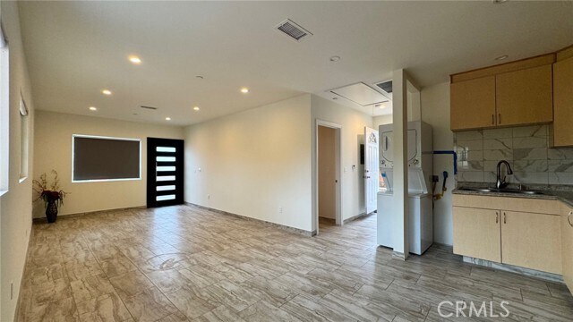 Foto del edificio - 9137 W Foothill Blvd