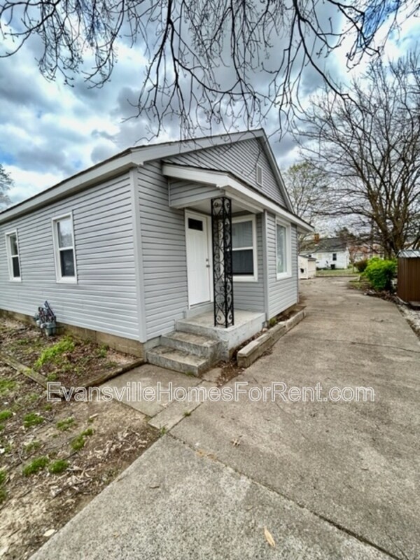 Foto del edificio - 1206 S 1208 Boeke Rd