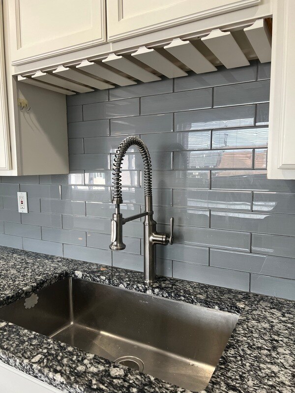 Building Photo - 797 Robeson St