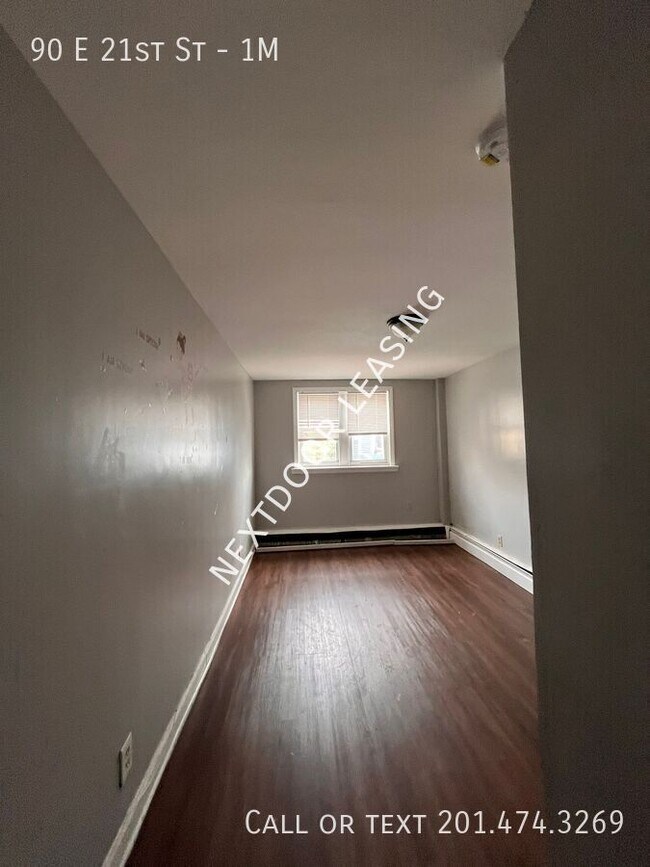 Foto del edificio - 90 E 21st St