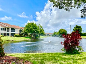 Building Photo - 815 Boynton Beach Blvd