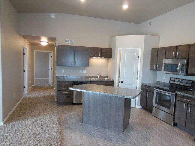 Building Photo - 1 br, 1 bath Apartment - Stonemill Villas