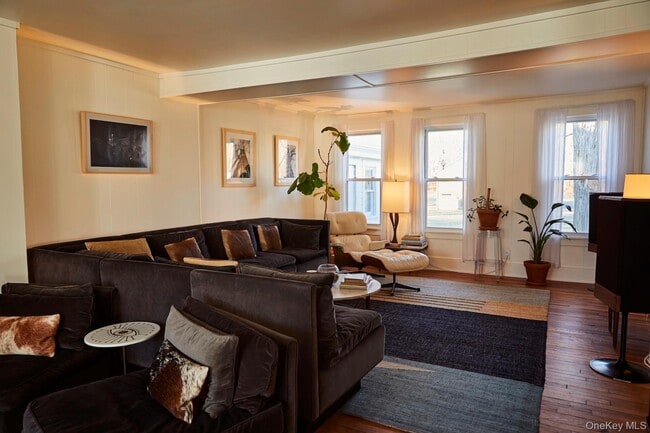 Building Photo - 789 Salisbury Turnpike