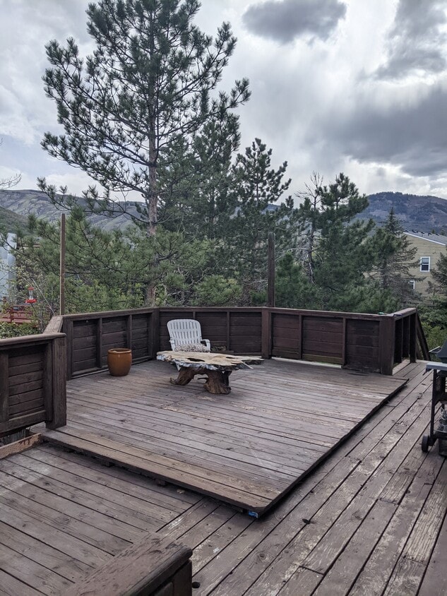Primary Photo - 2173 Sunrise Cir