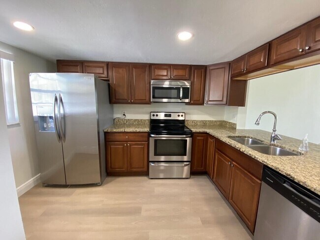 Foto del edificio - 1604 Palm Beach Trace Dr