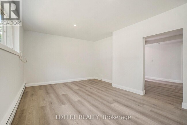 Photo du bâtiment - 484 Queen Mary St