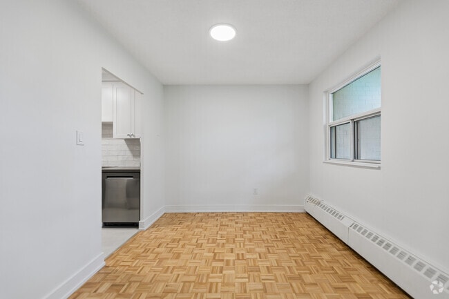 2BR, 1BA - 885SF - Dining Room - 7 ALBERT ST