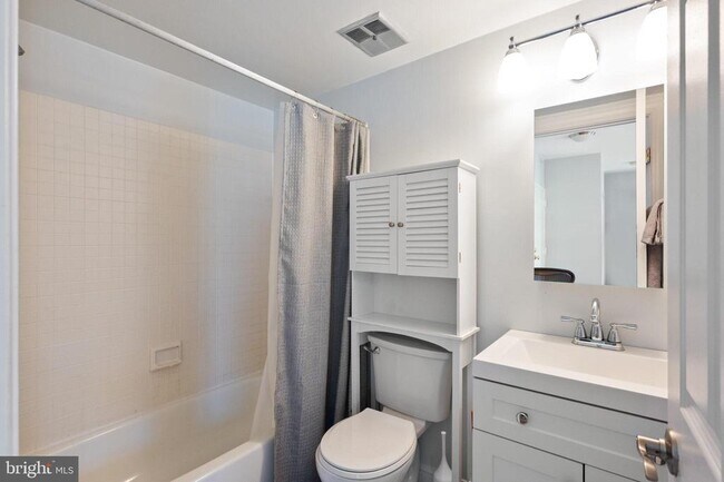 Foto del edificio - 1426 21st St NW
