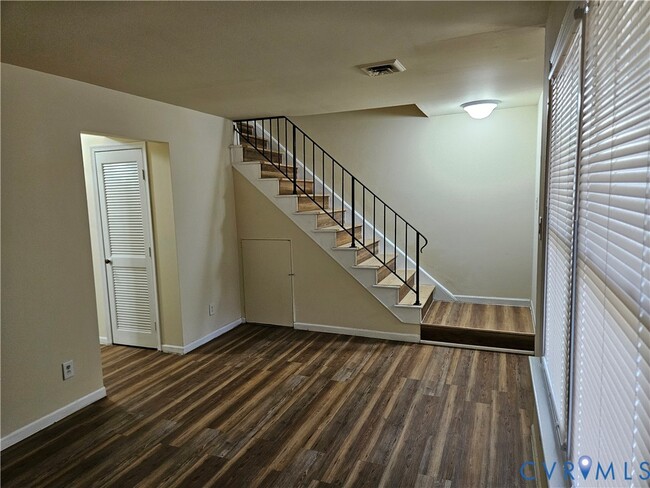 Building Photo - 8023 Provincetown Dr