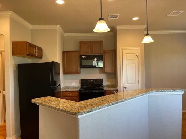 Foto del edificio - Townhome for rent