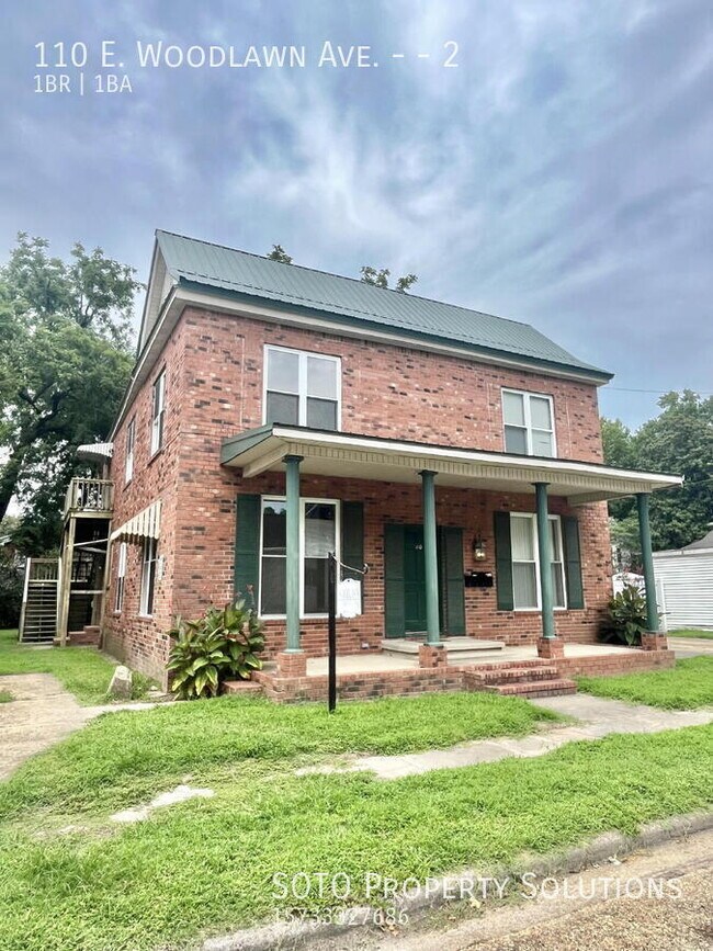 Foto del edificio - 110 E Woodlawn Ave