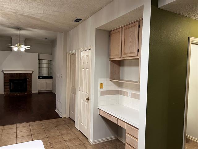 Building Photo - 1104 Winding Creek W Dr