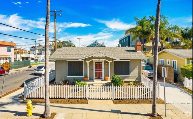 4193 Fourth Ave