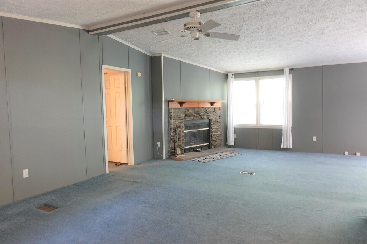 338 E Fox Ridge Dr, Lyman, SC 29365 House Rental in Lyman, SC