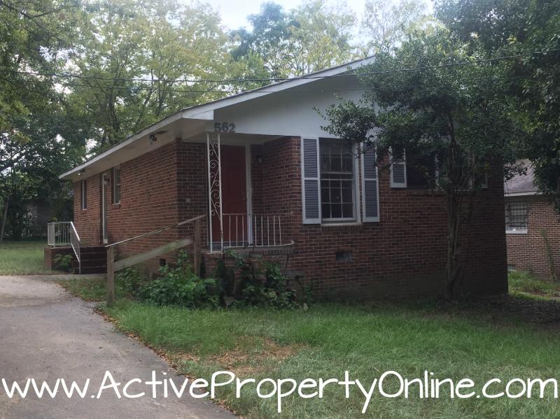 Primary Photo - 562 Sapp St