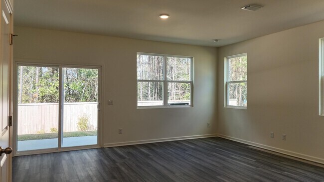 Foto del edificio - 1501 Scarlett Maple St