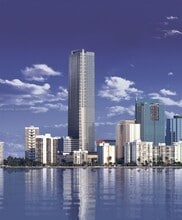 Building Photo - 1425 Brickell Ave