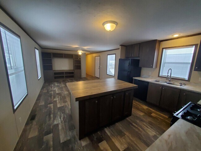 Building Photo - 8 Eagle Vista Ln