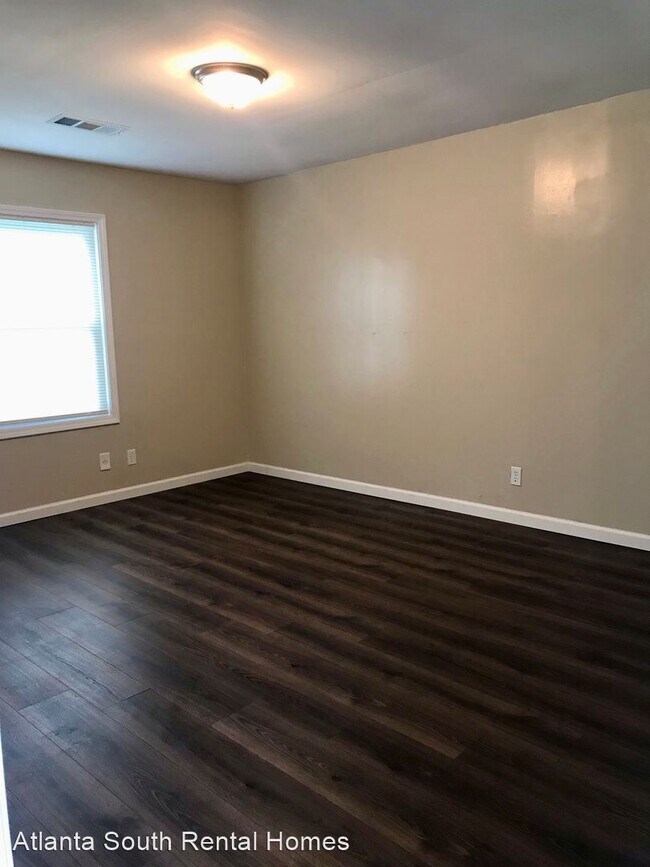 Building Photo - 2 br, 2 bath House - 11 Freeman Road