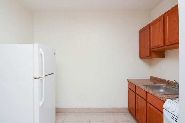 Foto del edificio - 4856 N Damen Ave