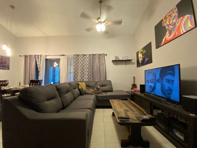 Foto del edificio - 4429 SW 20th Ln